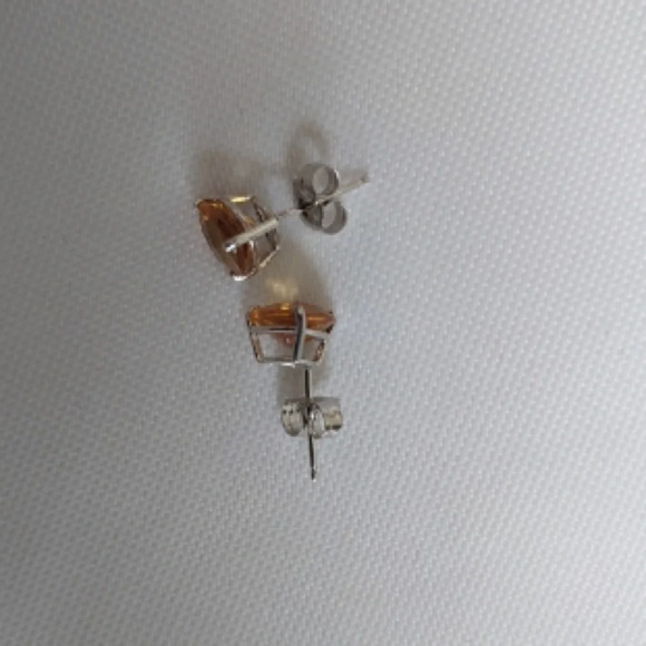 Brand New $318 Citrine Stud Earrings in 14k White Gold - Picture 2 of 3